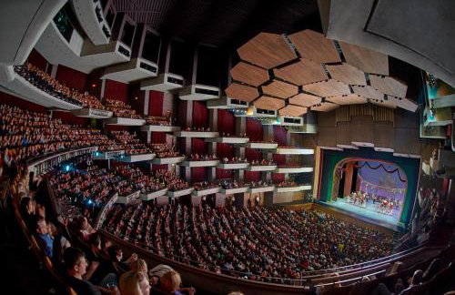 Tampa Group Retreat l Pool l Hot Tub l Outdoor Fun! - Foto 80