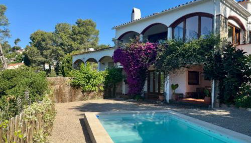 PRAGA 2 - Encantadora casa con piscina y vistas al bosque! - Foto 2