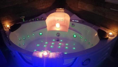 Romantisme et glamour 2 avec spa , clim et jardin - Foto 2