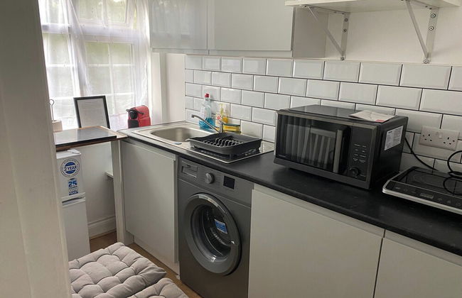 Slough - Sleeps 3 - Petfriendly - Riverside - Bay - Foto 11