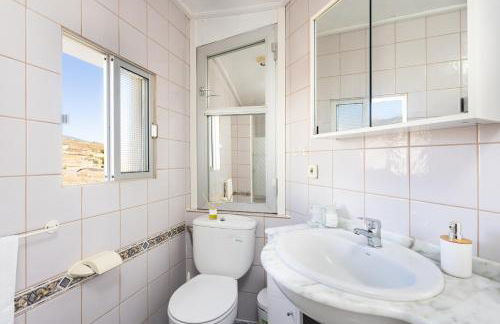 Oasis Tenerife Rentals con Piscina climatizada, Cocina exterior y Barbacoa - Foto 20