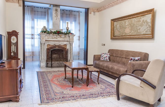 Old City Stylish 4BR by Ahlan Hospitality - Foto 1