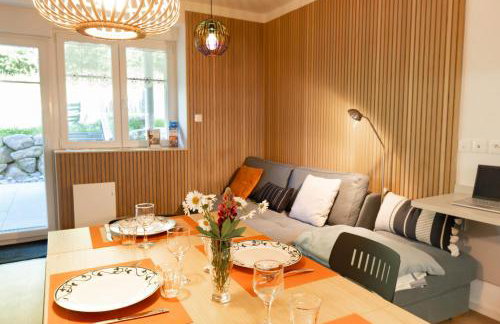 Cocon d'Altitude avec Terrasse, Calme & Parking Privé - Foto 9