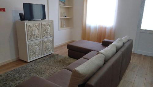 Sweet Dreams near Beaches - Photo 2