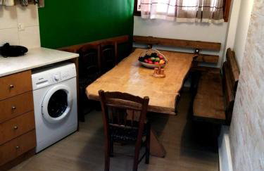 Eleni's Traditional Home with Barbeque - Foto 6