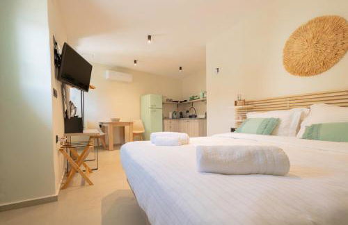 Paradise Can Wait Sophia Suites - Foto 40