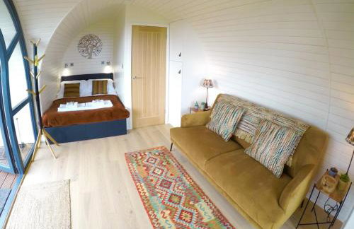 Oak Tree Retreat - Photo 4