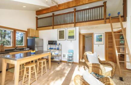 Coastal Getaway in Manzanita w Fire Pit, Guest House & Views Seagrove by Avantstay - Foto 60