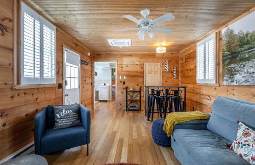 Cozy 2-bedroom Cottage with Access to Bantam Lake - Foto 12