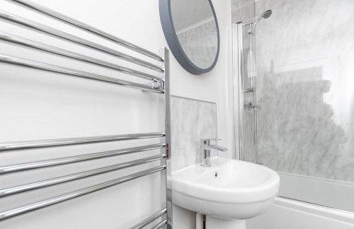 The Normanby! - Photo 17