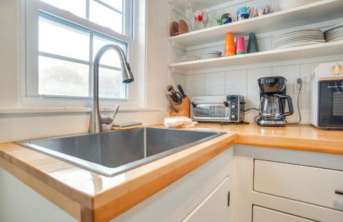 Golf, Shop and Beach-Hop! Cape Cod Gem Steps to Sand - Foto 11