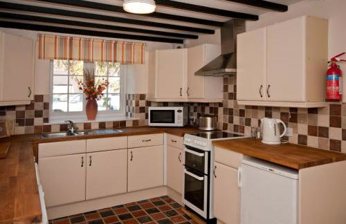 Tros Yr Afon Holiday Cottages and Manor House - Photo 13
