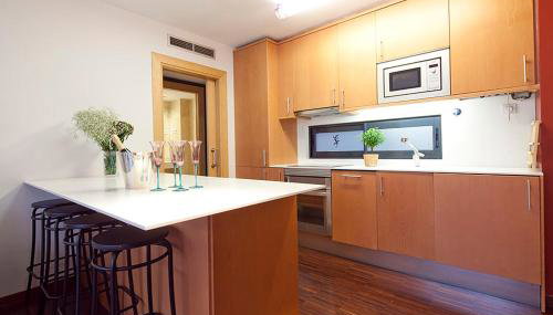 Apartment Barcelona Rentals - Sarria Apartments Near Center - Photo 2