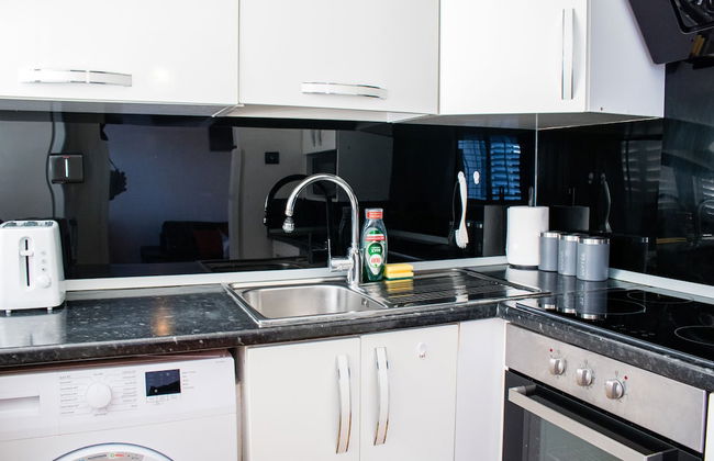 Charming 2-bed Fully Furnished Apartment in London - Foto 13