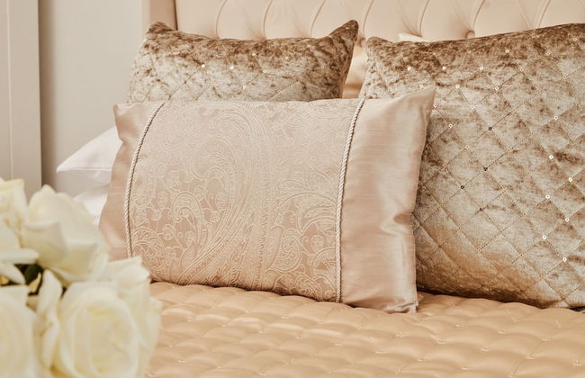 Deluxe City Apt, River Canal View& Free Parking! - Foto 8