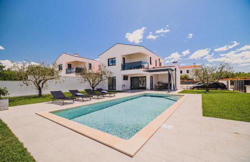 Villa Alps2Sea with Private Pool - Foto 1