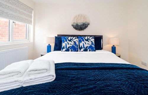 Modern 3-Bedroom 2-Bathroom Flat with Garden at Hanwell - Foto 19