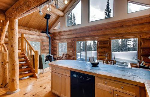 Stay at the Treeline with Fabulous Views! On Top of the World at Ptarmigan Lodge - Foto 15