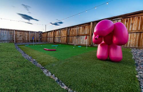 Near Airport, 3BR, Stock Tank Pool, Mini-Golf, Game Rm - Foto 41