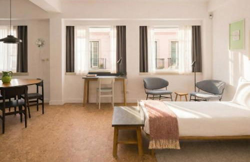 The Lisbonaire Apartments - Photo 74