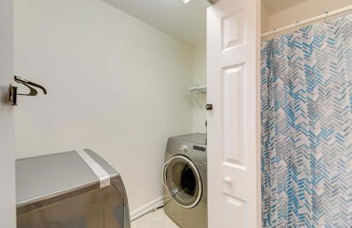 Beach, Pier Access! Pet-Friendly Crystal Coast Gem - Foto 26