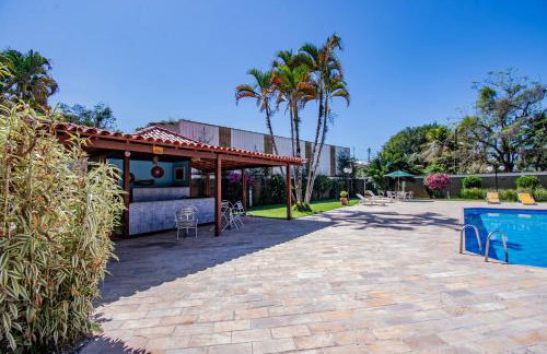 Casa em condomínio com piscina - Foto 4