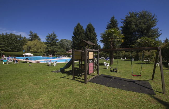 Rododendro Rosso in Ispra - Foto 24