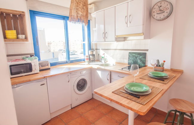 Beach House with Balcony and ocean view - Photo 6