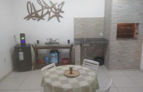 Casa com piscina próxima ao Mar - Foto 1