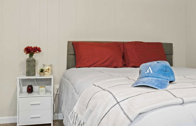 Tomhickon by Avantstay Walk to Lake Firepit + Deck - Foto 17