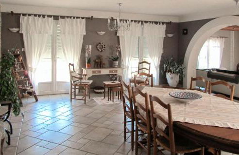 Nice Home In Carpentras - Foto 4