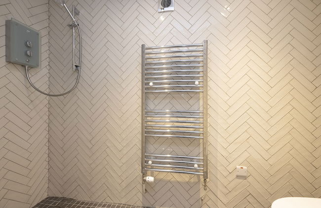 JOIVY Exceptional Cottage W/ Stunning Country Views - Photo 45