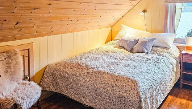 6 Person Holiday Home in Bygstad - Foto 4, Habitación