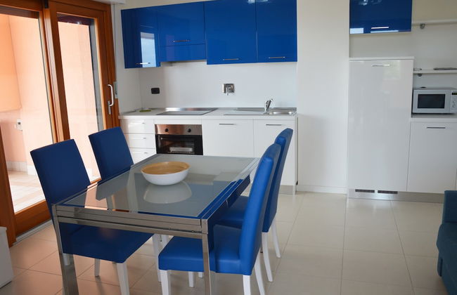 ApartHotel Capitol - Foto 9