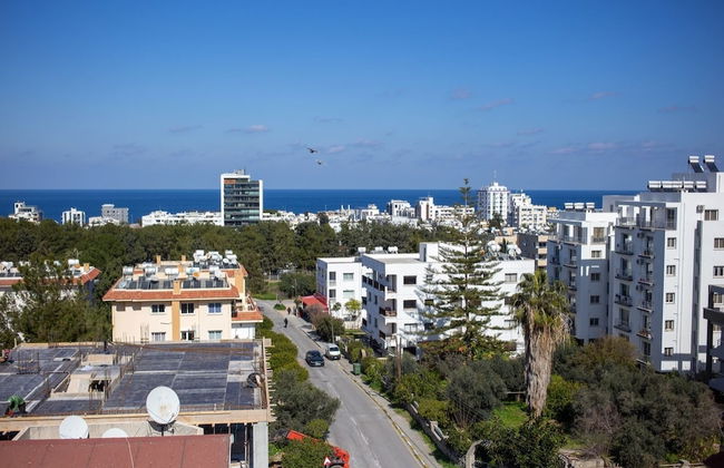 Immaculate 2-bed Penthouse in Kyrenia - Foto 15