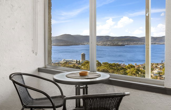 Spectacular Views - One Bedroom Unit - Foto 12