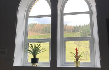 Tyn-Y-Berth Sleeps 27 luxury group accommodation - Photo 2