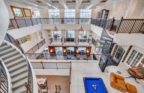 The Modern Castle Canal View Access Rooftop Living Greenhouse VlLLAS - Foto 46