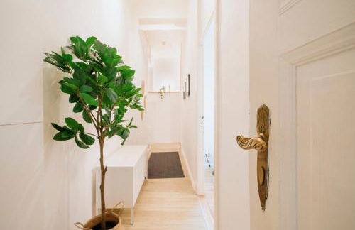 Homely Berlin - Luxurious, Spacious, Near Victory Column, River - Photo 42