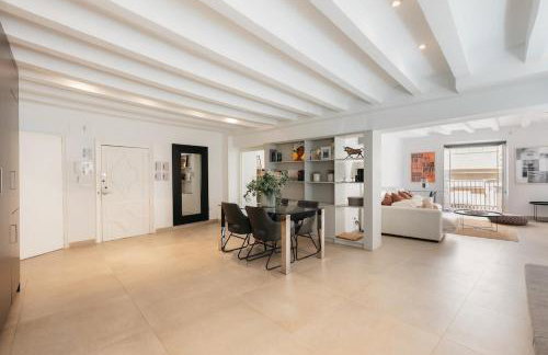 Comfort & Charm in the Center - Foto 13