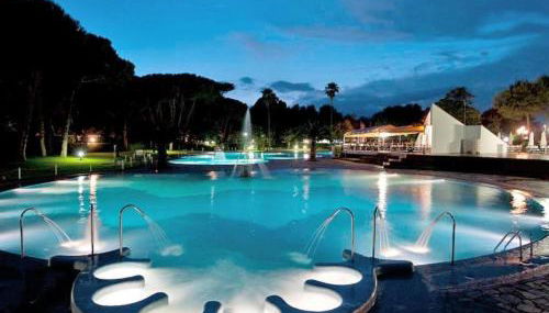 Cozy Pine Forest Chalet - Foto 2