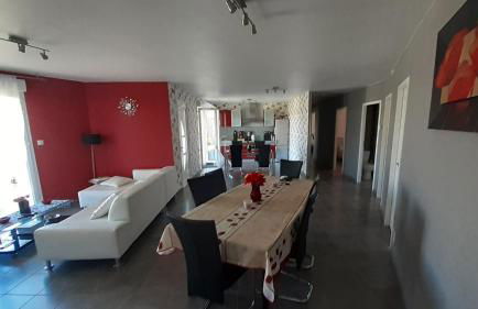 Haute-loire Tence Belle maison neuve plain-pied 4 étoiles avec parc arboré clos - Foto 12