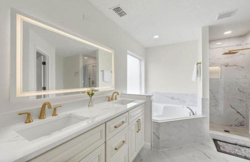 The Seasons Retreat 5BR Oasis with Private Pool - Foto 19