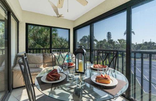 Sun Plaza by Coastal Chic Vacations - Private Beach Access with Pool and Tennis - Photo 29