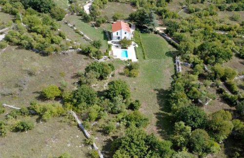 Villa Bacio with heated pool, starlink internet - Foto 4