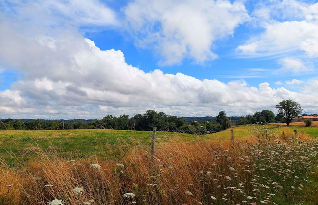 Holiday Home in Haute-vienne Near Nature Park - Foto 19