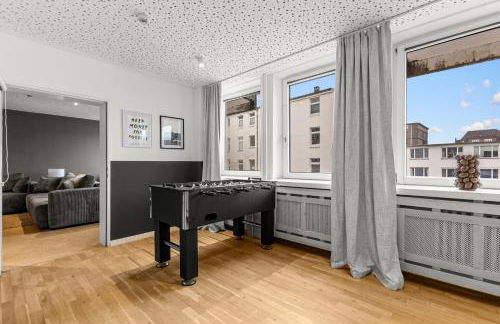 280 qm Billard Tischtennis Tischkicker - Foto 16