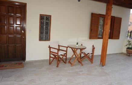 EfisHouse - Photo 18