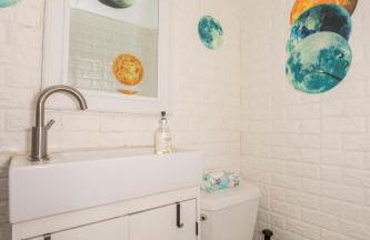 Arcade, Ping Pong, Hot Tub, Gas Grill, & King Bed - Photo 64