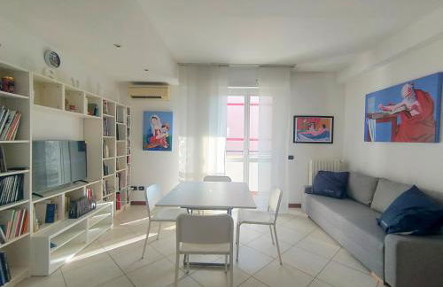 New Pop Art Suit with parking - Foto 1